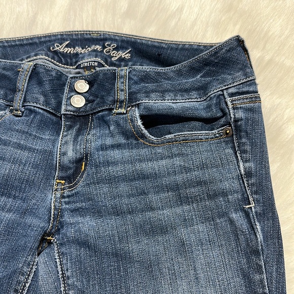 American Eagle Outfitters size 4 Regular Bootcut EUC - Picture 4 of 8